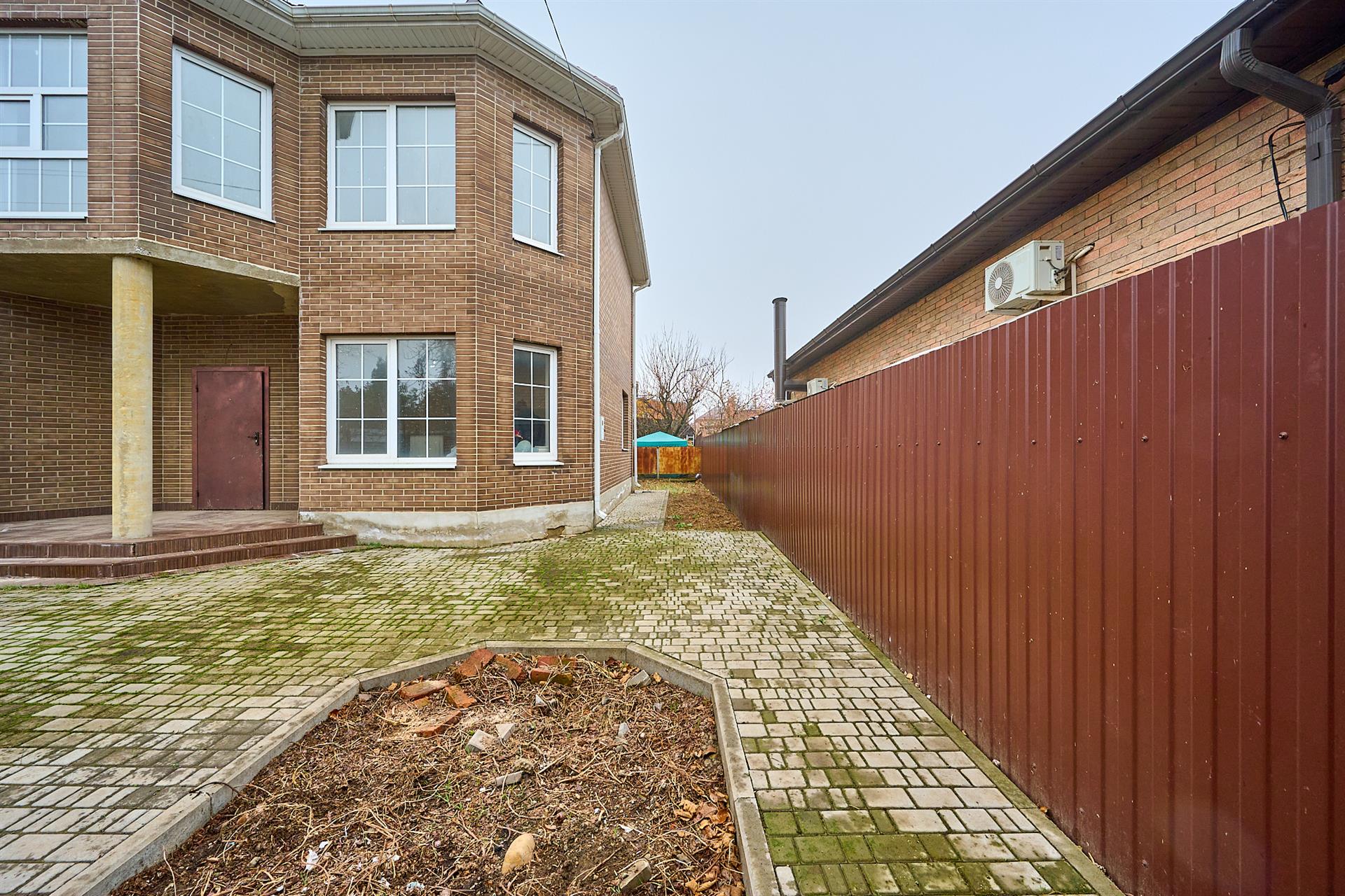 Фото №3: Дом 154 м² + 4 сот. - Краснодар, Прикубанский внутригородской округ, ст Урожай, ул. Ипподромная, 11