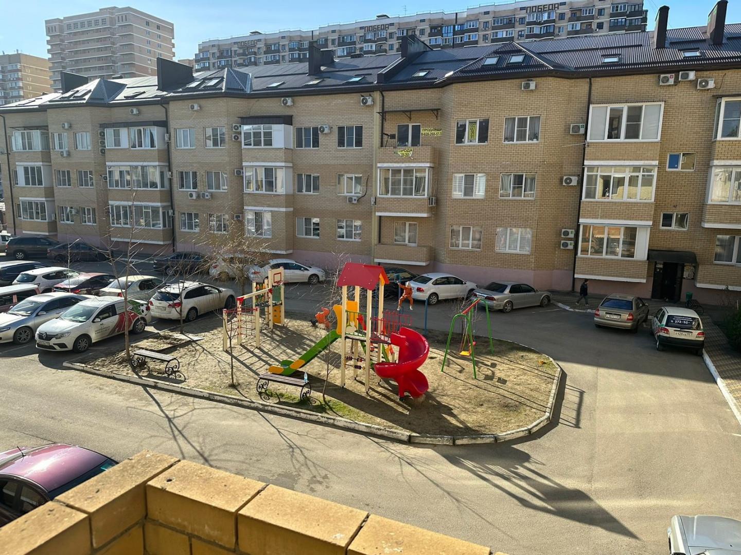 Фото №1: 1-комнатная квартира 50 м² - Краснодар, Завод Радиоизмерительных Приборов, Калинино, имени Петра Метальникова, жилой комплекс Жилой Квартал, мкр. Прикубанский внутригородской округ, ул. Ивана Рослого, 18к1