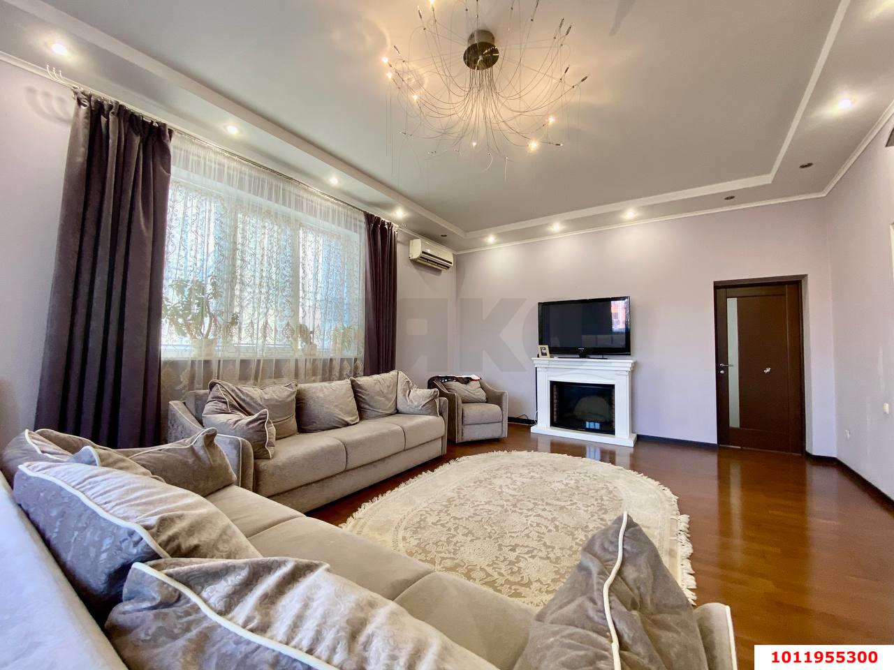 Фото №1: Дом 442 м² + 12.04 сот. - Знаменский, Карасунский внутригородской округ, ул. Цигейковая, 4