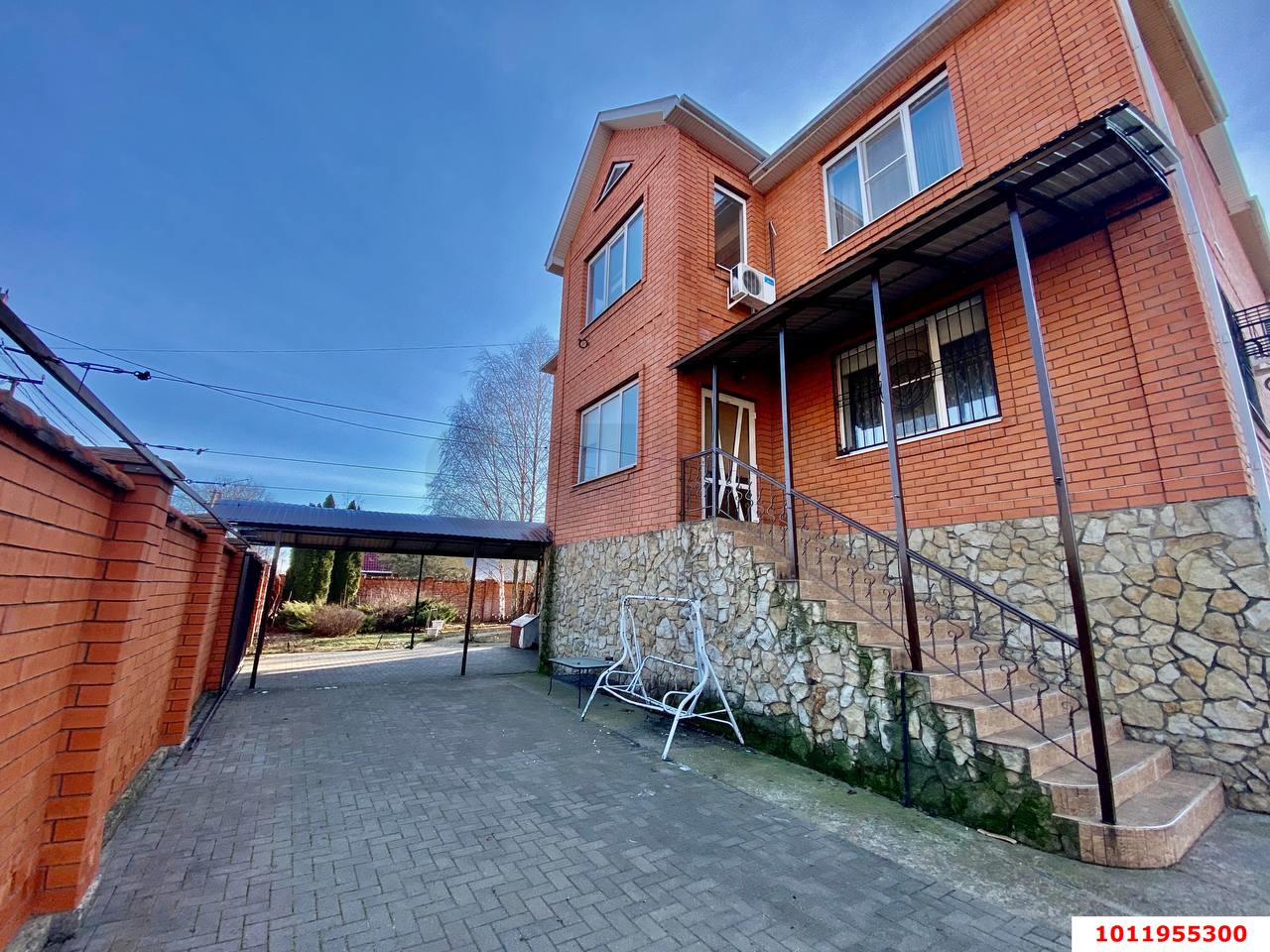 Фото №2: Дом 442 м² + 12.04 сот. - Знаменский, мкр. Карасунский внутригородской округ, ул. Цигейковая, 4