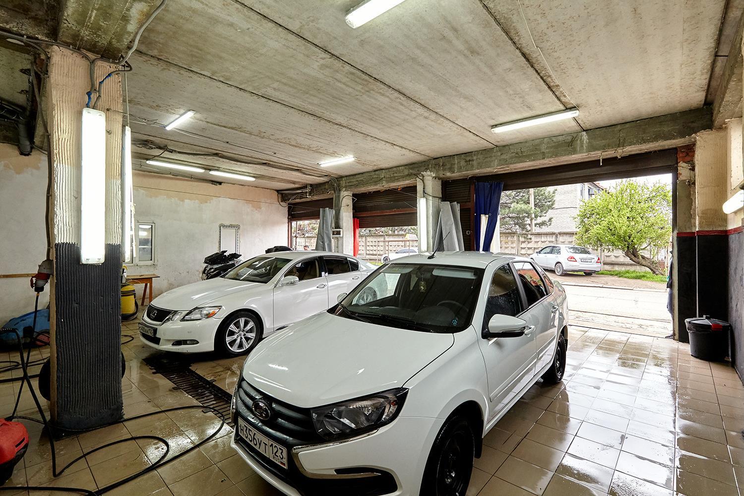 Фото №4: Дом 390 м² + 2 сот. - Краснодар, Центральный внутригородской округ, Черёмушки, мкр. Дубинка, ул. Нижняя, 30