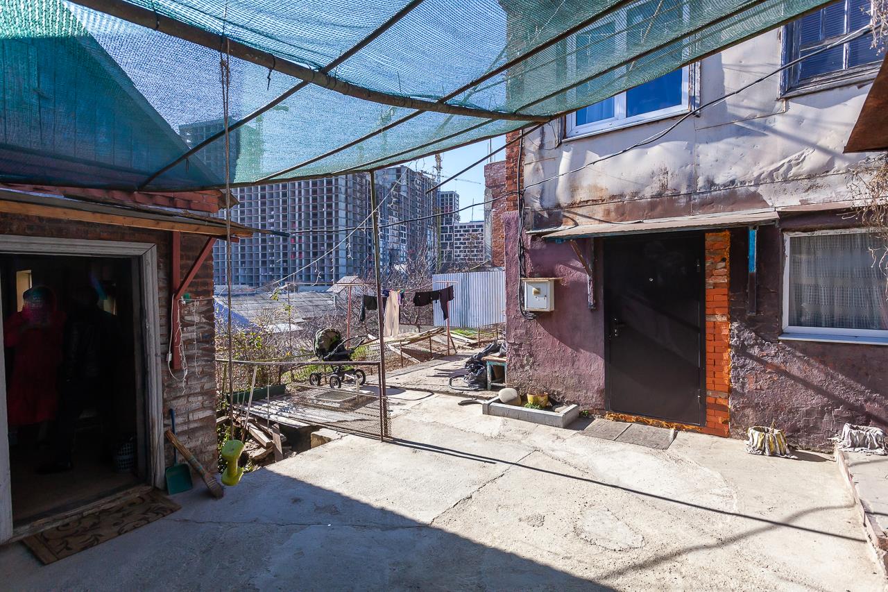 Фото №17: Дом 101 м² + 4.5 сот. - Краснодар, Центральный внутригородской округ, мкр. Дубинка, пр-д 5-й Обрывной, 6/1