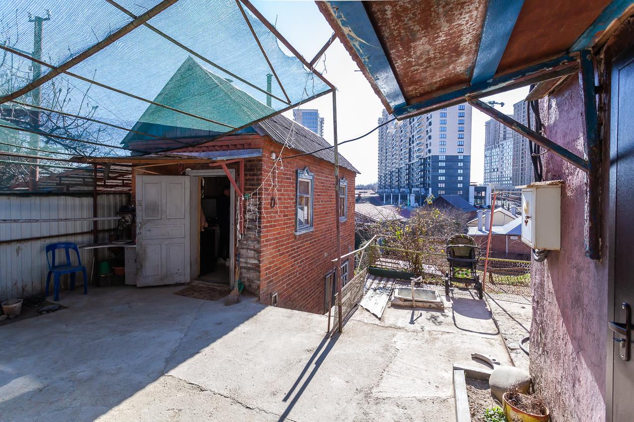 Фото №16: Дом 101 м² + 4.5 сот. - Краснодар, Центральный внутригородской округ, мкр. Дубинка, пр-д 5-й Обрывной, 6/1