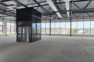 Фото №4: Отдельное здание 1710 м² - Краснодар, мкр. Центральный, ул. Индустриальная, 155