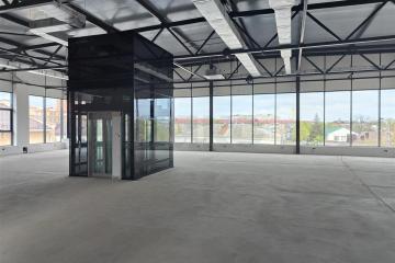 Фото №4: Коммерция 1710 м² - Краснодар, мкр. Центральный, ул. Индустриальная, 155