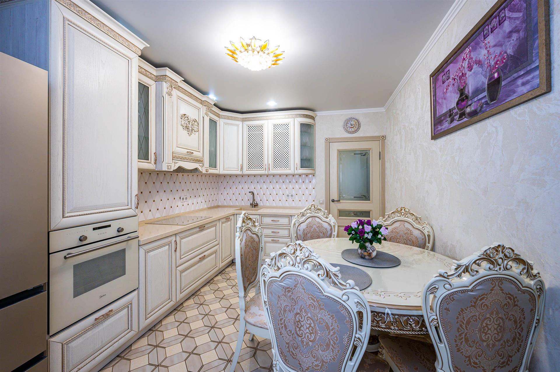 Фото №2: 2-комнатная квартира 70 м² - Краснодар, Карасунский внутригородской округ, Черёмушки, мкр. ЖК Ставропольский, ул. Селезнёва, 4/13к1