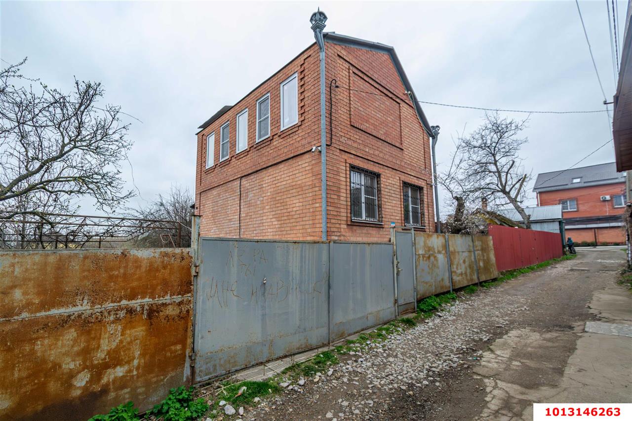 Фото №7: Дом <span class="whitespace-nowrap">132 м²</span> <span class="whitespace-nowrap">+ 5.68 сот.</span>, <span class="whitespace-nowrap">3 эт.</span> - 