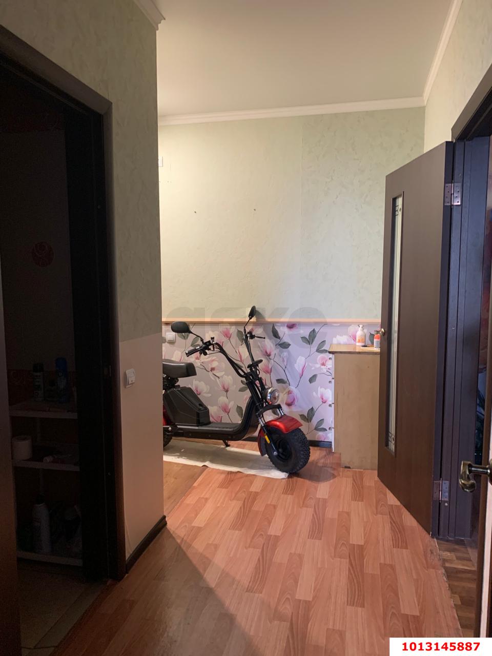 Фото №6: 1-комнатная квартира 44 м² - Краснодар, Прикубанский внутригородской округ, Завод Радиоизмерительных Приборов, имени Петра Метальникова, жилой комплекс Лучезарный, мкр. Музыкальный, ул. имени Сергея Есенина, 129/5