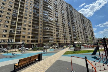 Фото №2: 2-комнатная квартира 50 м² - Краснодар, мкр. имени Петра Метальникова, ул. Петра Метальникова, 36