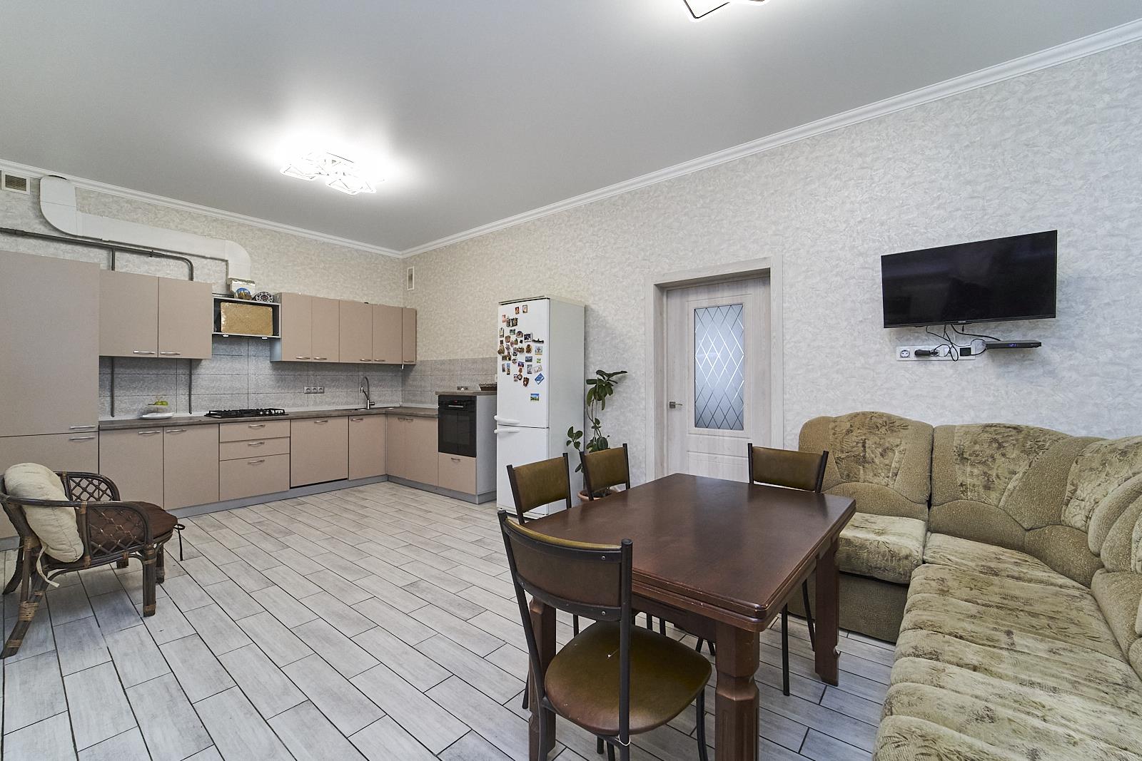 Фото №7: Дом 113 м² + 1 сот. - Ленина, Карасунский внутригородской округ, п. коттеджный  Радужный, ул. Приморская, 111Л