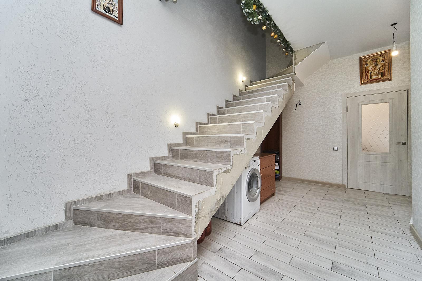 Фото №10: Дом 113 м² + 1 сот. - Ленина, Карасунский внутригородской округ, п. коттеджный  Радужный, ул. Приморская, 111Л