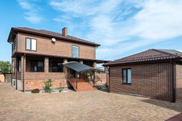 Фото №1: Дом 370 м² - Краснодар, мкр. 2-я Площадка, ул. Взлётная, 2/5