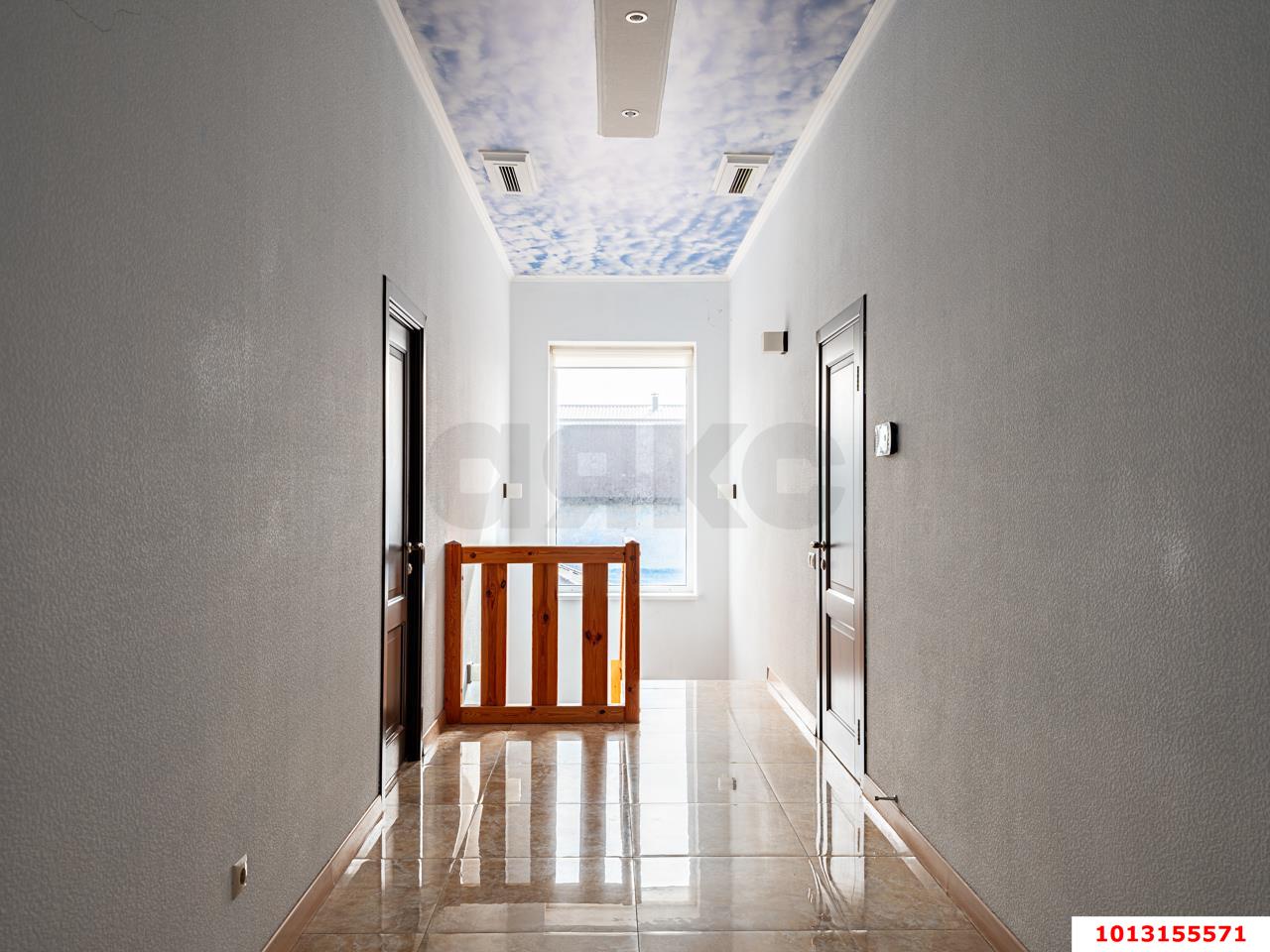 Фото №2: Дом 370 м² + 10 сот. - Краснодар, 2-я Площадка, ул. Взлётная, 2/5