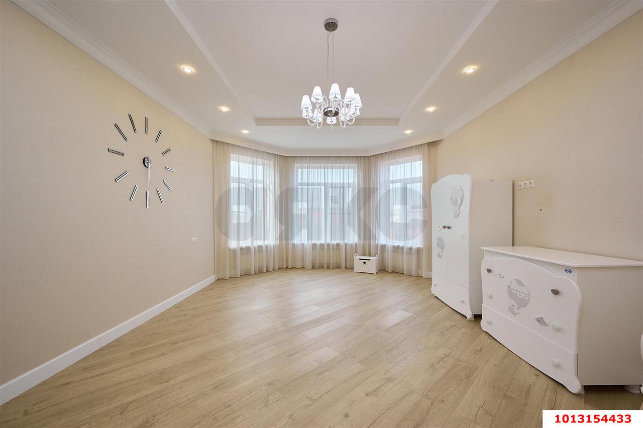 Фото №14: Дом 272 м² + 8 сот. - Краснодар, Прикубанский внутригородской округ, Калинино, мкр. Завод Радиоизмерительных Приборов, ул. Белозёрная, 43