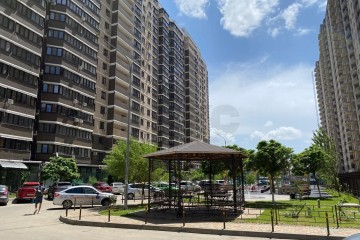 Фото №3: Торговое помещение 87 м² - Краснодар, мкр. жилой комплекс Выше, ул. Евгении Жигуленко, 25к2