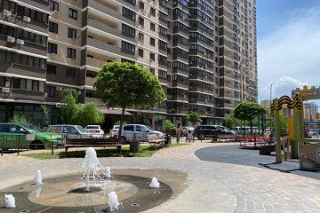 Фото №5: Торговое помещение 87 м² - Краснодар, мкр. имени Петра Метальникова, ул. Цезаря Куникова, 24к1