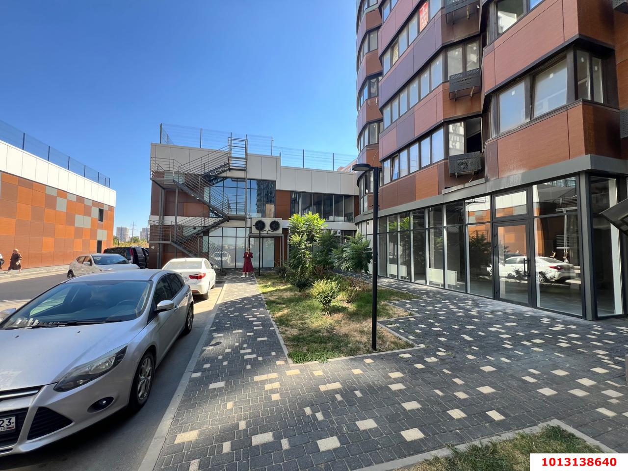 Фото №7: Коммерция 130 м² - Краснодар, Прикубанский внутригородской округ, Россинского, мкр. жилой комплекс Россинский Парк, ул. Командорская, 15/1