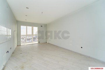 Фото №3: 2-комнатная квартира 67 м² - Краснодар, мкр. жилой комплекс Пересвет-Карасунский, ул. Сормовская, 216