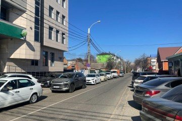 Фото №2: Торговое помещение 192 м² - Краснодар, мкр. Центральный, ул. Котовского, 84