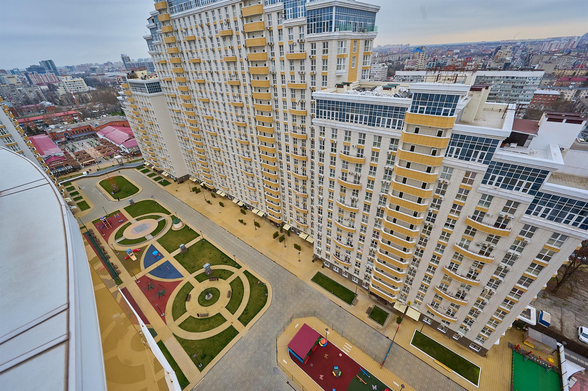 Фото №14: 1-комнатная квартира 45 м² - Краснодар, Центральный внутригородской округ, Центральный, мкр. ЖК Большой, ул. Красная, 176лит4