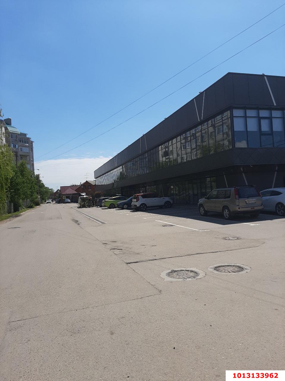 Фото №11: 3-комнатная квартира 102 м² - Краснодар, Прикубанский внутригородской округ, Завод Радиоизмерительных Приборов, мкр. Музыкальный, ул. Дементия Красюка, 45