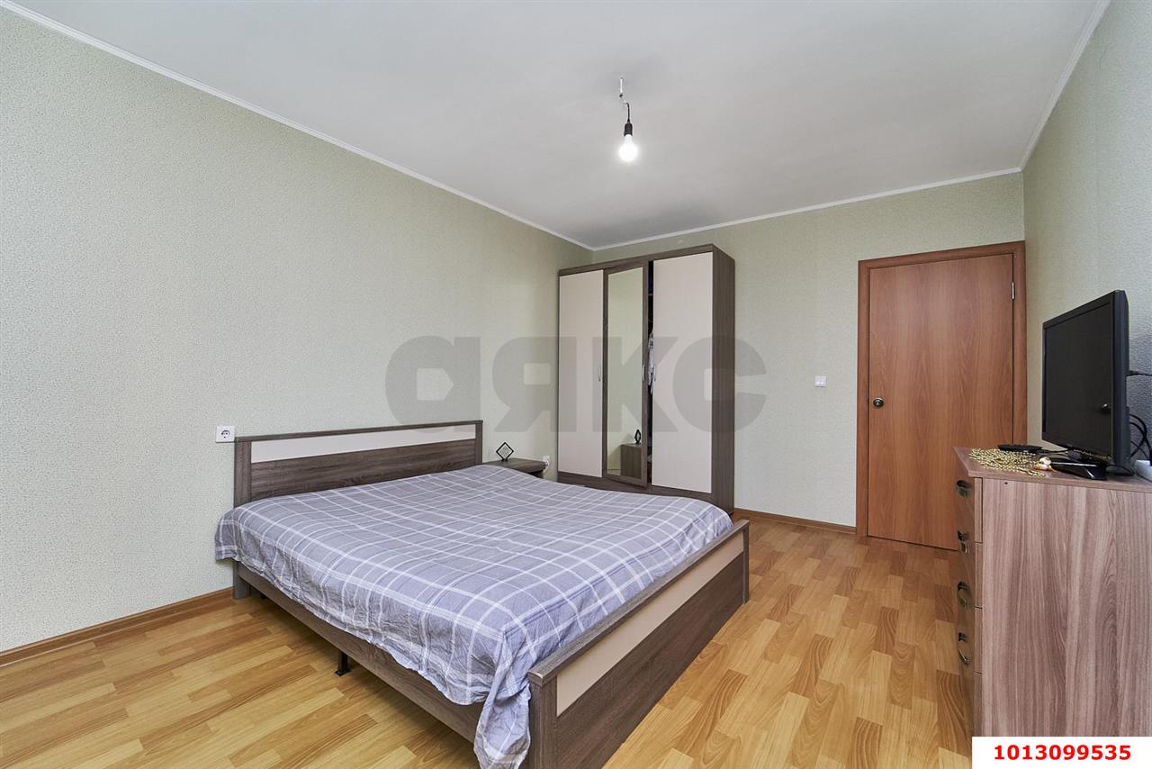 Фото №8: 2-комнатная квартира 70 м² - Краснодар, Микрохирургии глаза, ул. Академика Лукьяненко, 10