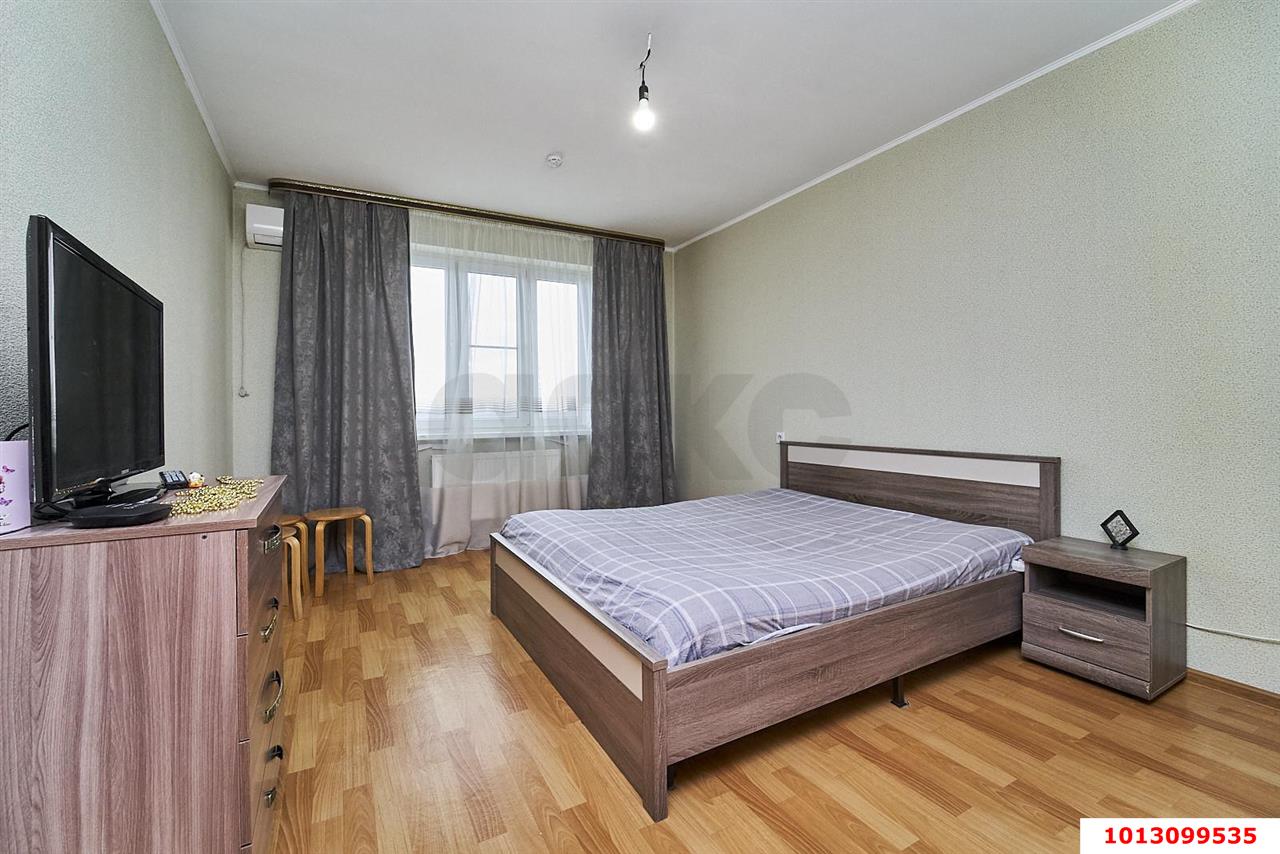 Фото №7: 2-комнатная квартира 70 м² - Краснодар, Микрохирургии глаза, ул. Академика Лукьяненко, 10