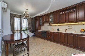 Фото №1: 2-комнатная квартира 86 м² - Краснодар, мкр. Центральный, ул. Кубанская Набережная, 31/1