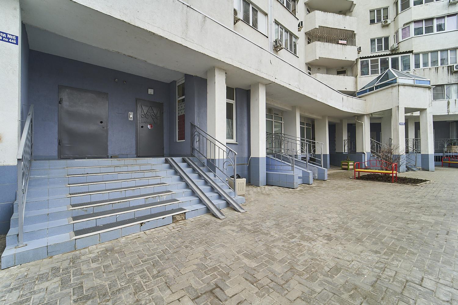 Фото №18: 2-комнатная квартира 90 м² - Краснодар, Западный внутригородской округ, мкр. Центральный, ул. Кубанская Набережная, 31/1