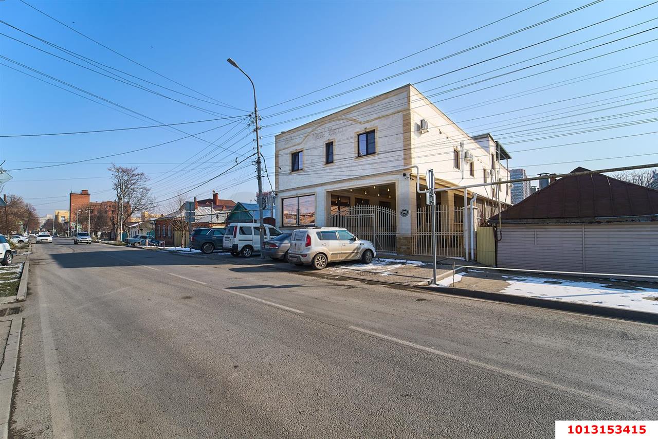 Фото №2: Отдельное здание 889 м² - Краснодар, Центральный, ул. Чкалова, 132