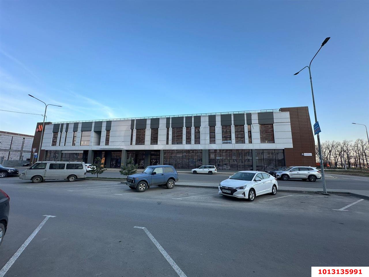 Фото №3: Торговое помещение 130 м² - Краснодар, Прикубанский внутригородской округ, ул. Западный Обход, 41