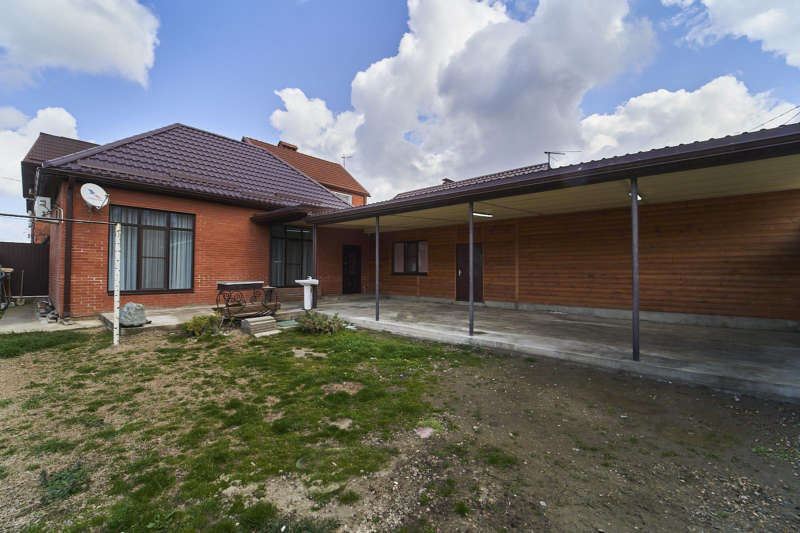 Фото №1: Дом 136 м² + 3.85 сот. - Краснодар, Прикубанский внутригородской округ, мкр. Сады Калинина, ул. Перекрёстная, 7