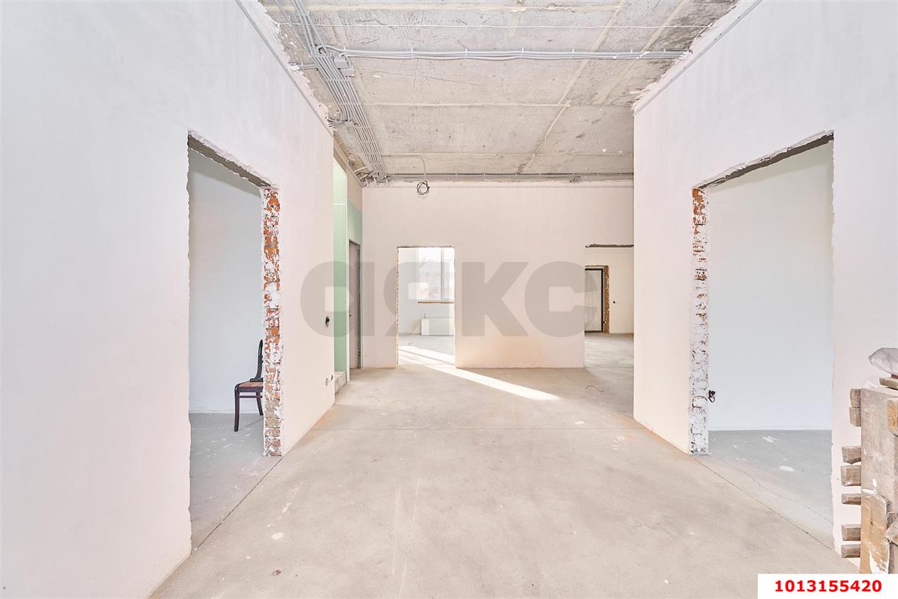 Фото №12: Дом 280 м² + 4 сот. - Краснодар, Прикубанский внутригородской округ, Калинино, мкр. Завод Радиоизмерительных Приборов, ул. Вологодская, 55