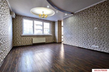 Фото №1: 2-комнатная квартира 92 м² - Краснодар, мкр. Центральный, ул. Красина, 9/1