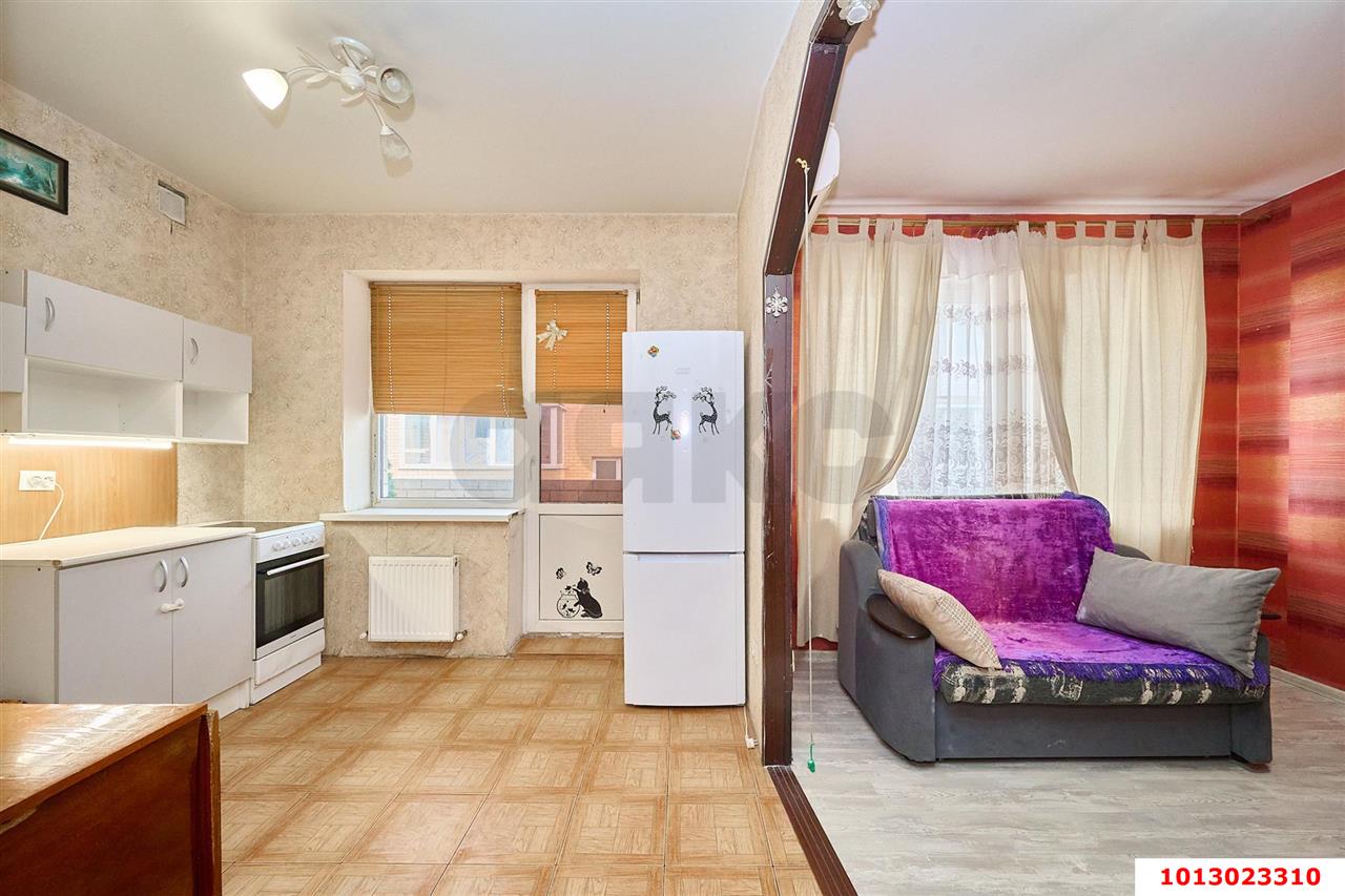 Фото №1: 3-комнатная квартира 58 м² - Российский, Прикубанский внутригородской округ, ул. Измаильская, 5