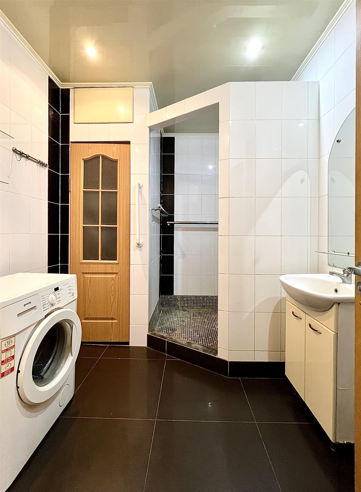 Фото №6: 3-комнатная квартира 63 м² - Краснодар, Прикубанский внутригородской округ, Завод Радиоизмерительных Приборов, мкр. Музыкальный, пер. Шаляпина, 4