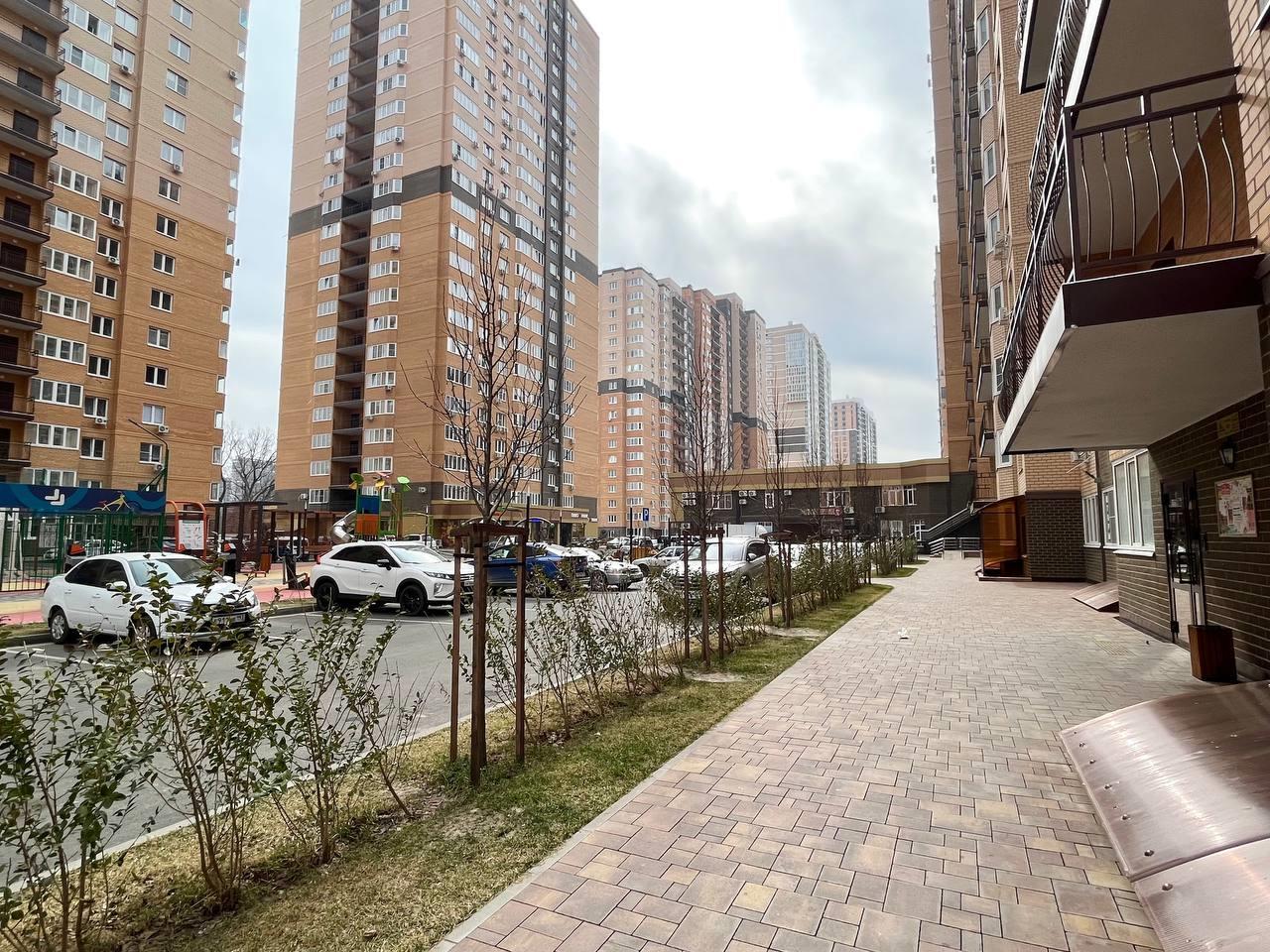 Фото №4: 2-комнатная квартира 60 м² - Краснодар, 4-й квартал, Губернский, мкр. Прикубанский внутригородской округ, ул. Боспорская, 8