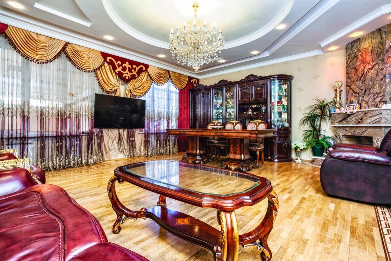 Фото №1: Дом 305 м² + 7.54 сот. - Краснодар, мкр. Карасунский внутригородской округ, ул. Украинская, 56