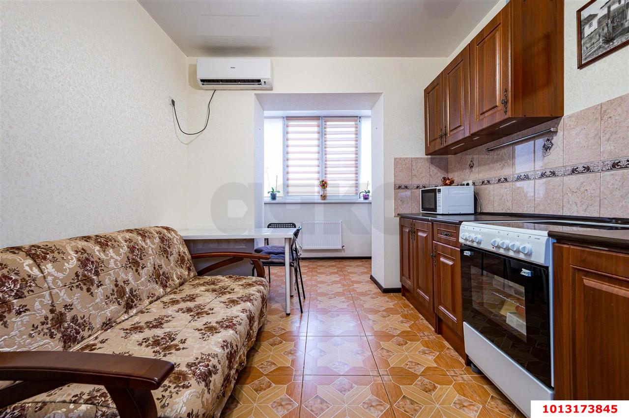 Фото №2: 1-комнатная квартира 45 м² - Краснодар, Прикубанский внутригородской округ, мкр. Музыкальный, ул. имени Мусоргского М.П., 1ВкА