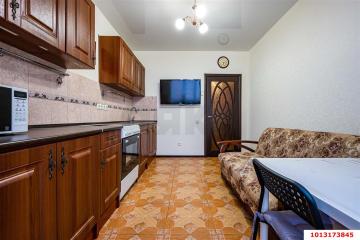 Фото №3: 1-комнатная квартира 45 м² - Краснодар, мкр. Музыкальный, ул. имени Мусоргского М.П., 1ВкА
