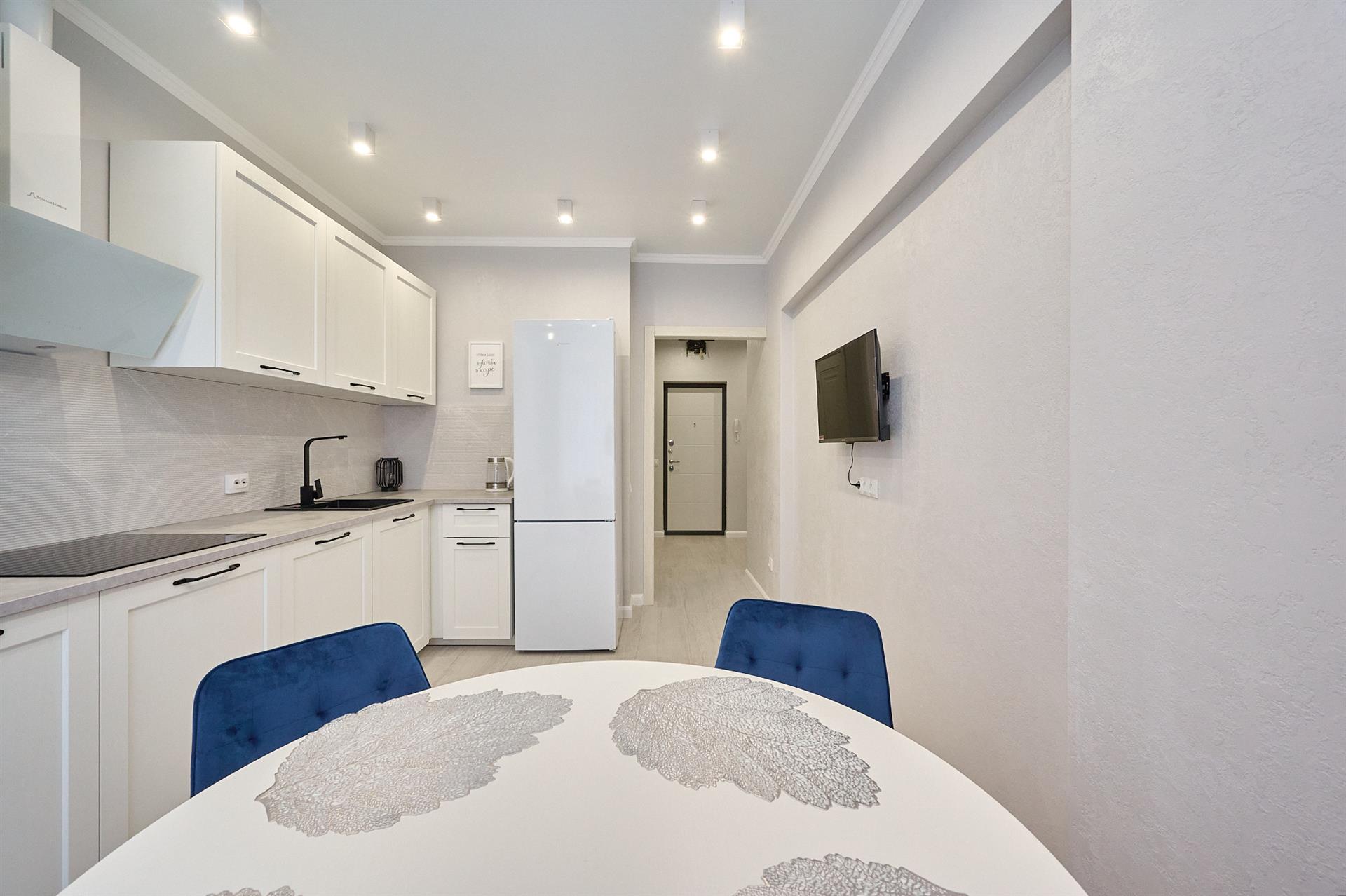 Фото №2: 2-комнатная квартира 74 м² - Краснодар, Карасунский внутригородской округ, жилой комплекс Речной Бриз, мкр. Гидростроителей, ул. Парусная, 10к2