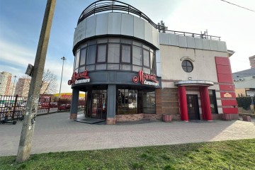 Фото №2: Торговое помещение 695 м² - Краснодар, мкр. Кожзавод, ул. Минская, 120/7