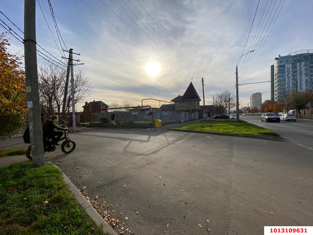 Фото №1: Коммерческая земля 11 сот. - Краснодар, Юбилейный, ул. Алма-Атинская, 15