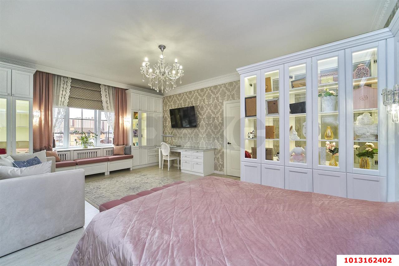 Фото №10: Дом 341 м² + 8 сот. - Краснодар, Прикубанский внутригородской округ, мкр. Плодородный-2, ул. Тарасовская, 40