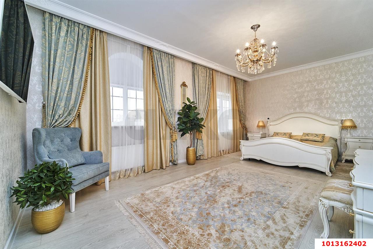 Фото №12: Дом 341 м² + 8 сот. - Краснодар, Прикубанский внутригородской округ, мкр. Плодородный-2, ул. Тарасовская, 40