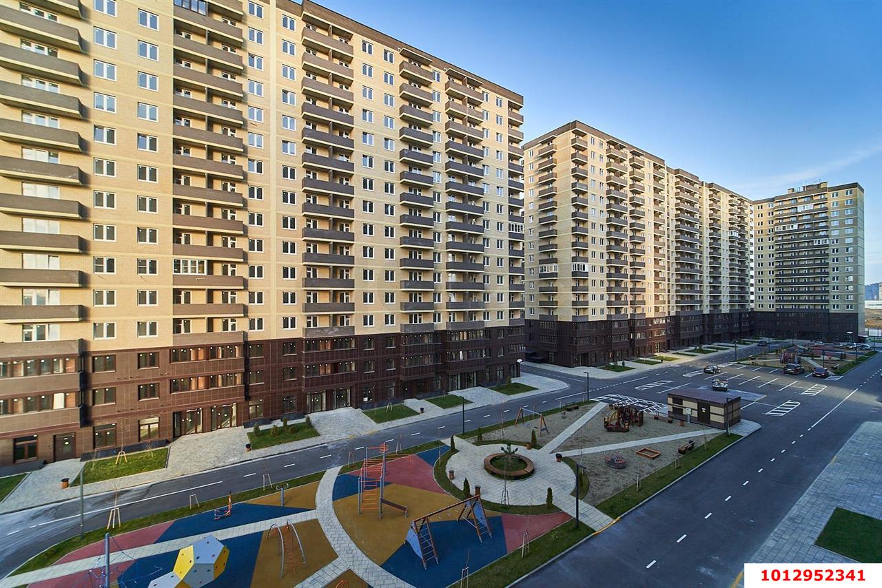 Фото №2: 1-комнатная квартира <span class="whitespace-nowrap">37 м²</span>, <span class="whitespace-nowrap">11/16 эт.</span> - Краснодар, Прикубанский внутригородской округ, мкр. жилой комплекс Ракурс, ул. имени Героя Ростовского, 8к1
