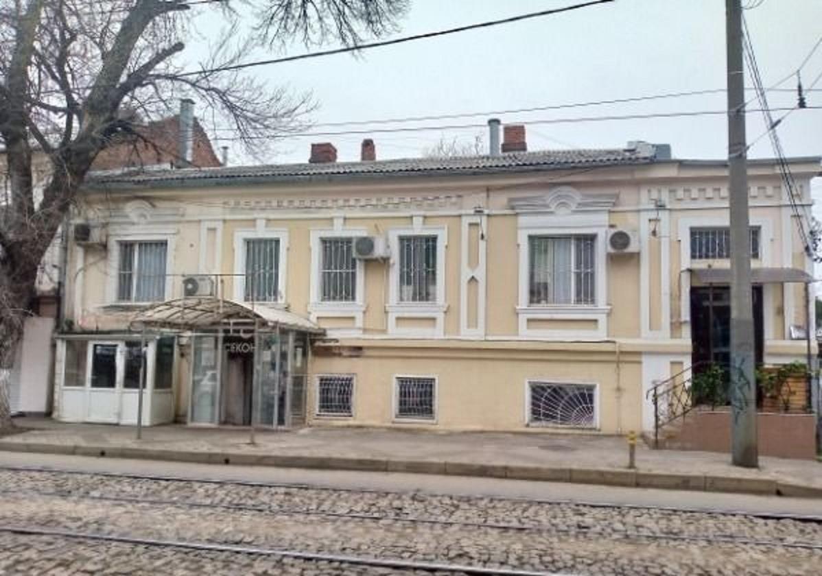 Фото №9: Коммерция 40 м² - Краснодар, Центральный внутригородской округ, мкр. Центральный, ул. Коммунаров, 92