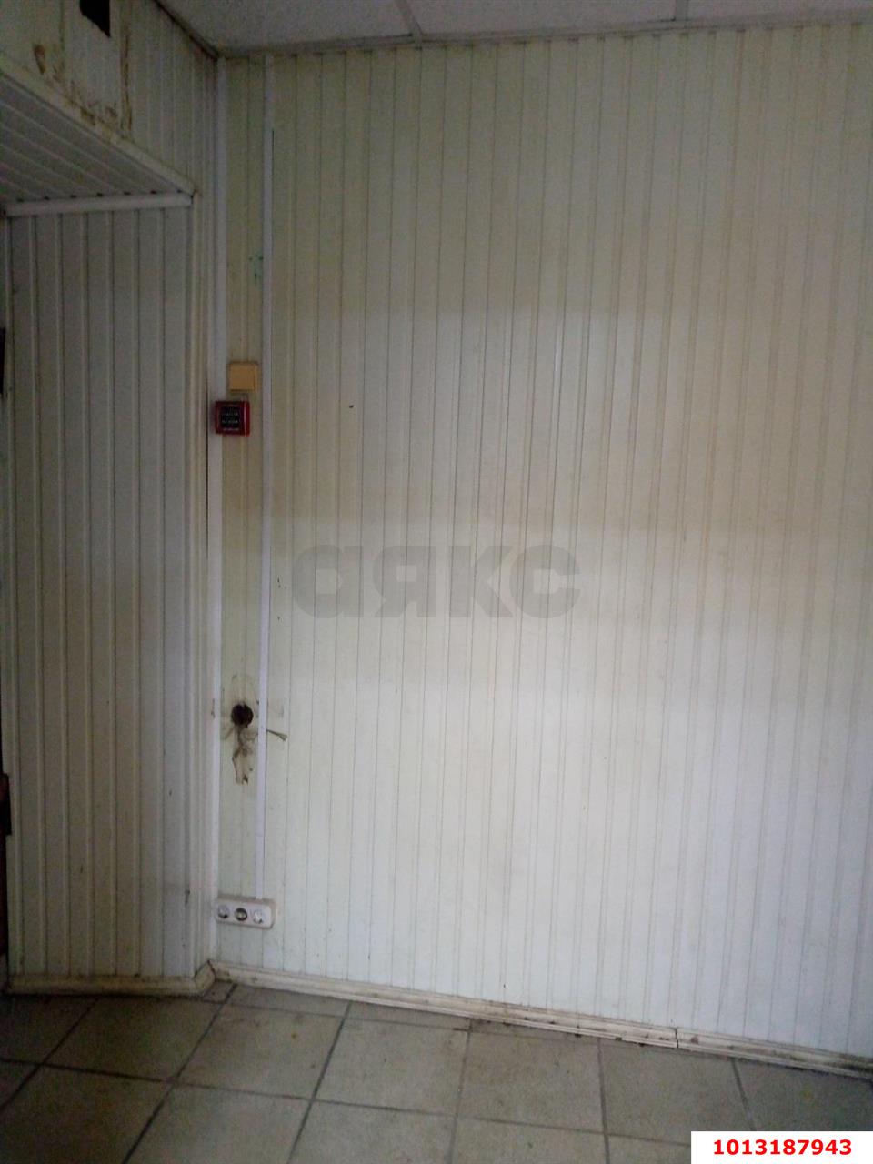 Фото №6: Торговое помещение 41 м² - Краснодар, Центральный, ул. Коммунаров, 92