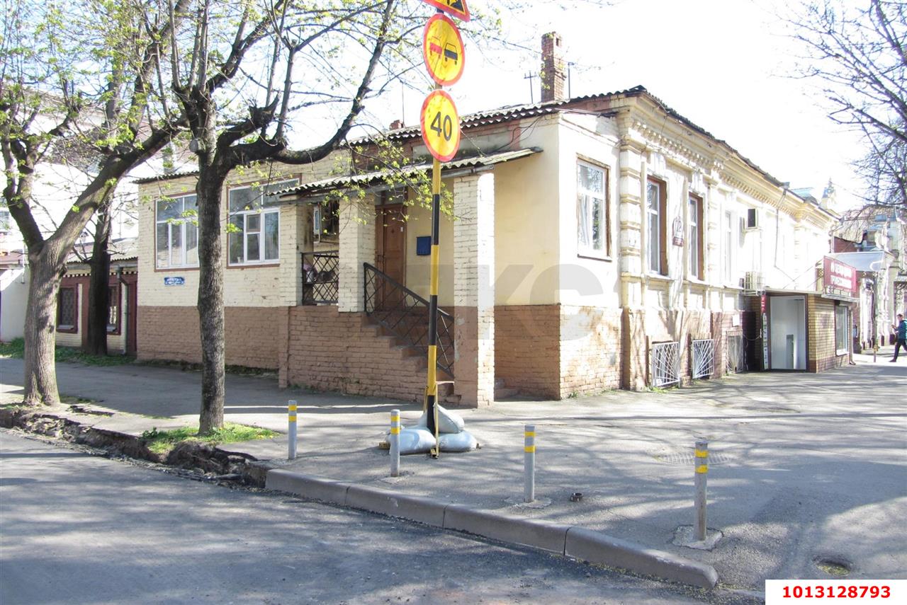 Фото №2: Дом 145 м² + 1 сот. - Краснодар, Центральный, ул. Коммунаров, 16