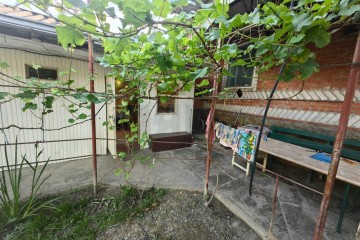 Фото №2: Дом 64 м² - Яблоновский, п. коттеджный  Солнечный Берег, ул. 1-я Кубанская